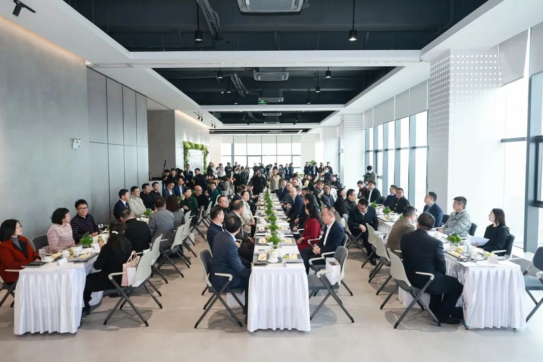 宝安实业举办新桥东先进制造产业园交流会